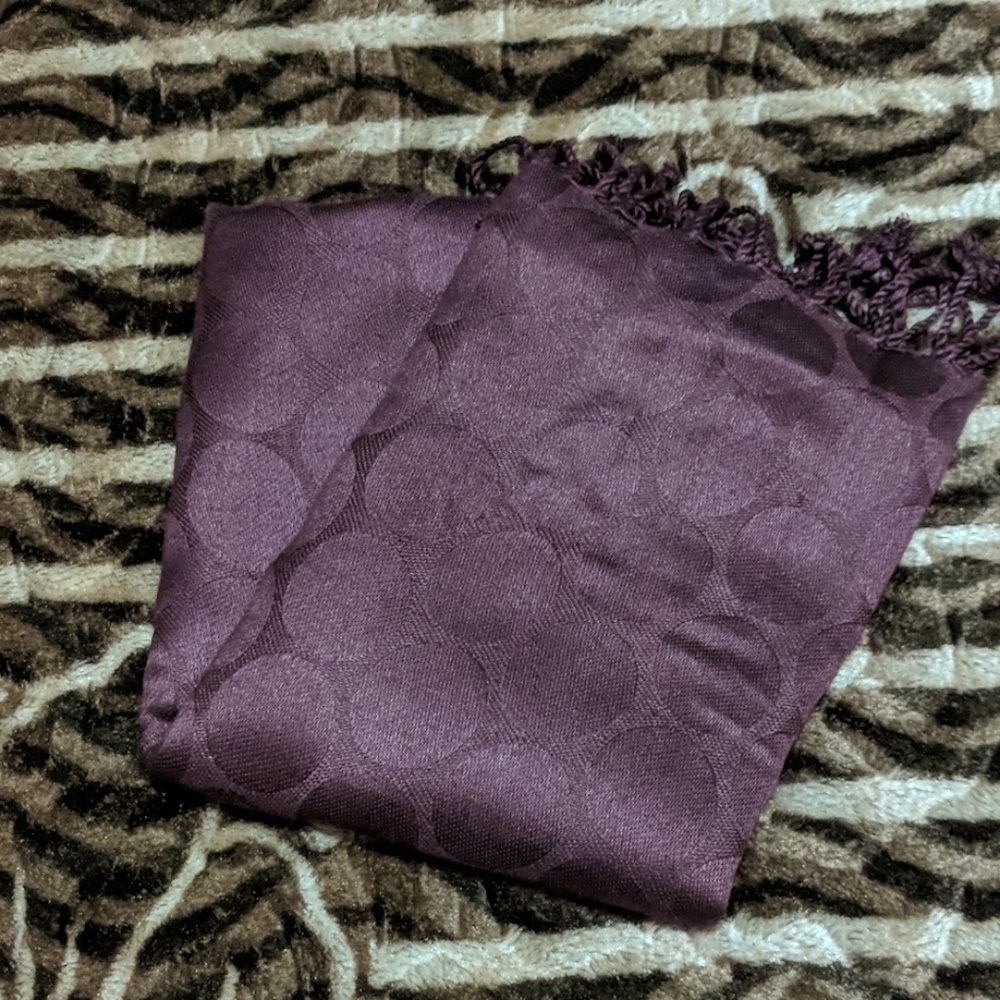 🌷Women's Scarf/Shawl/Wrap/hijab Burgundy color
